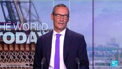 French MPs hold final cabinet meeting with govt facing collapse
