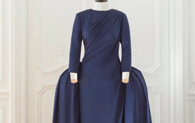 من القرن ال18 إلى العشرينيات .. ديور تكشف عن ملامحها الجديدة بجولة في تاريخ الموضة