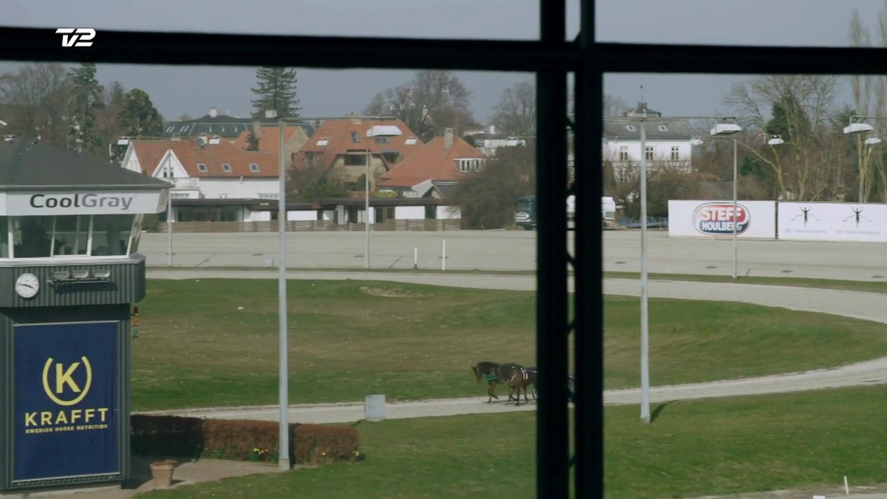 Se traileren for 'AFHÆNGIG AF FORTIDEN' - TORSDAG 20.00 | Lang Version - 2019 | TV2 & TV2 PLAY