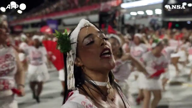 Il Carnevale di Rio inizia con un rituale speciale: la purificazione del Sambodromo