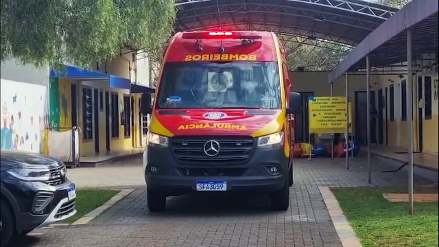 Mulher fratura o braço ao sofrer queda em CMEI no Bairro Canadá