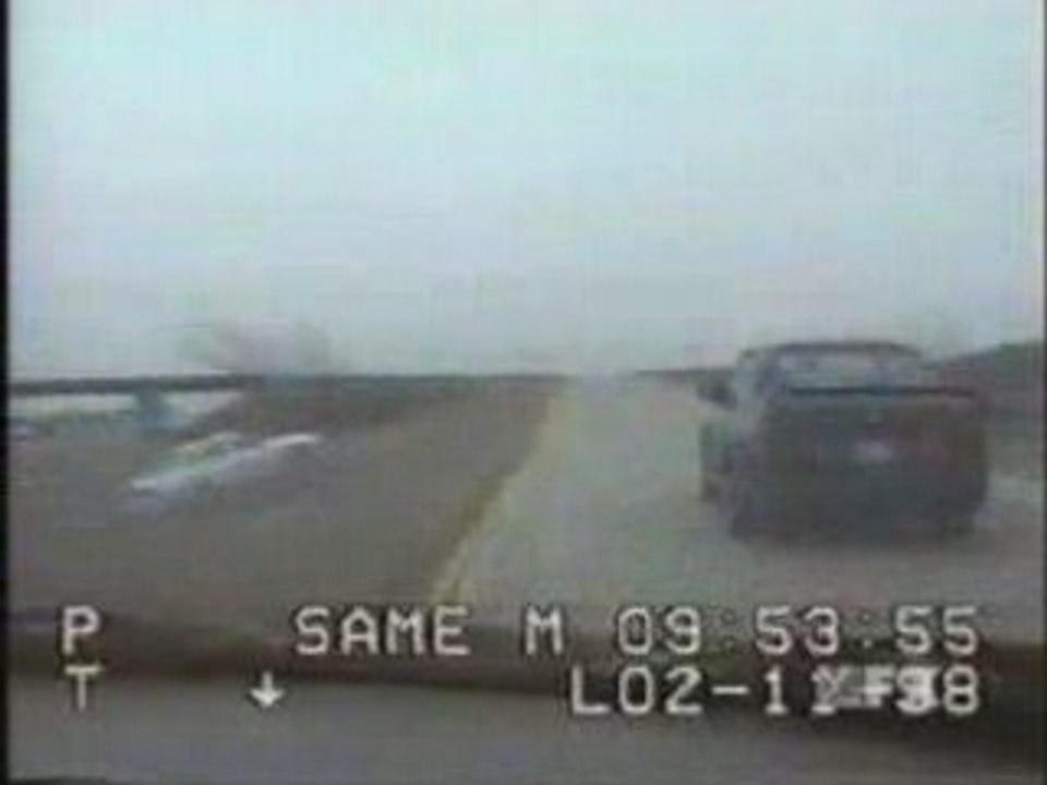 BMW M3 vs Police(crash police)