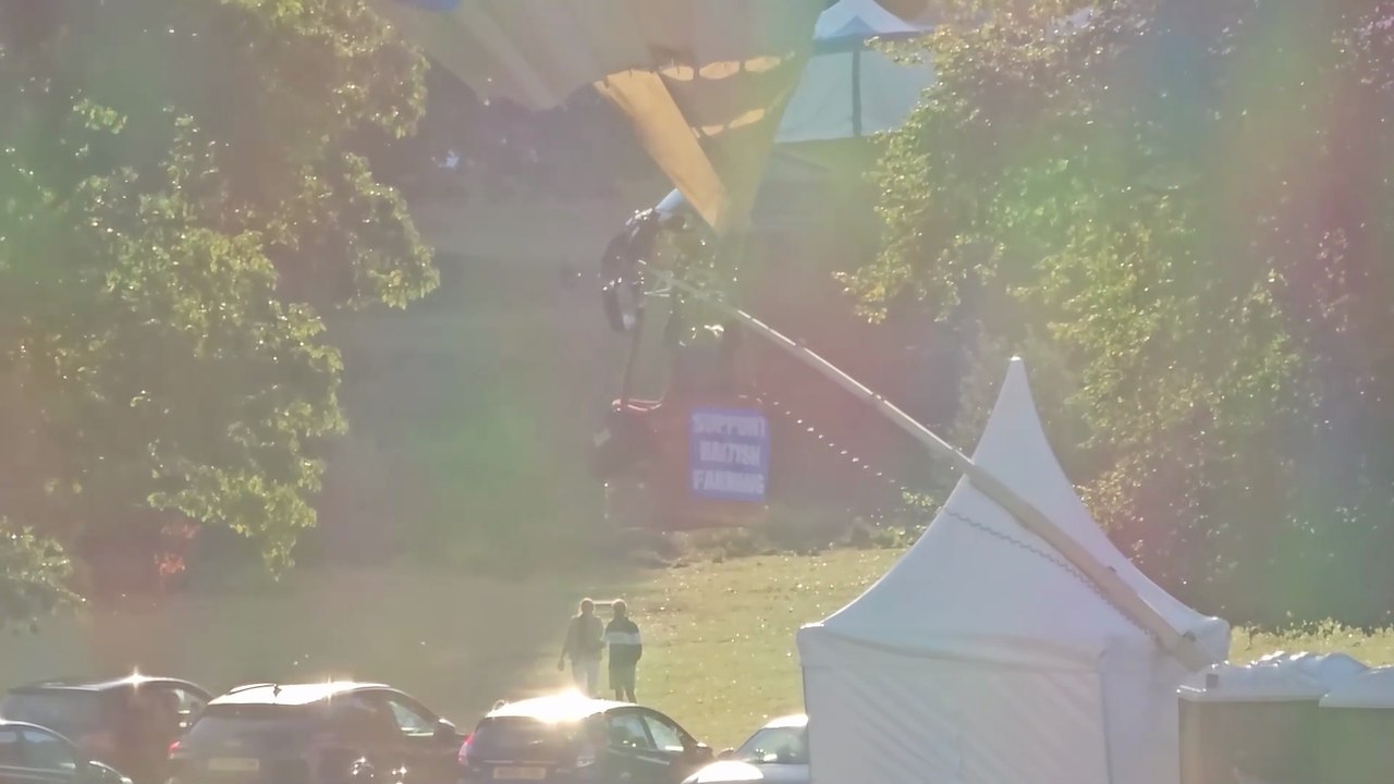 Derbyshire hot air balloon gets tangled