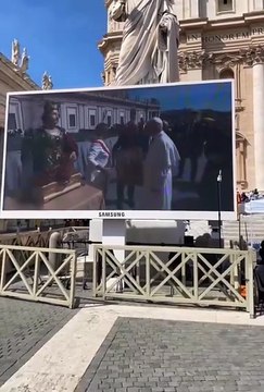 Carinaro (CE) - Papa Leone XIV benedice la statua di Sant'Eufemia (03.09.25)