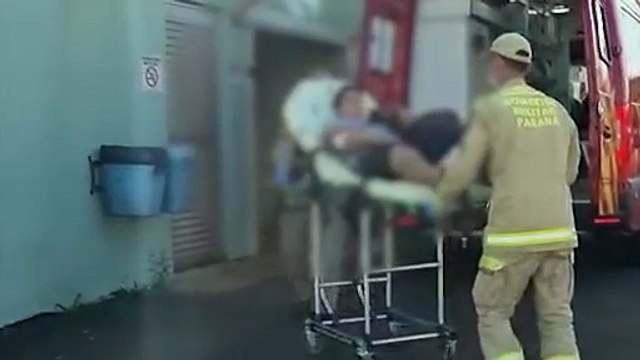 Jovem cai de patinete elétrico na Avenida Carlos Gomes e fica ferido