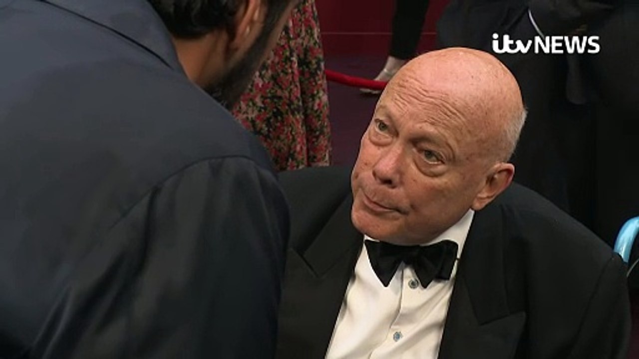 Downton Abbey writer Julian Fellowes hails late Maggie Smith