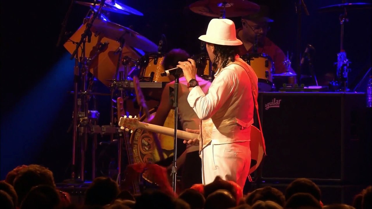 Jin-go-lo-ba (Babatunde Olatunji cover) (Jingo) - Santana (live)