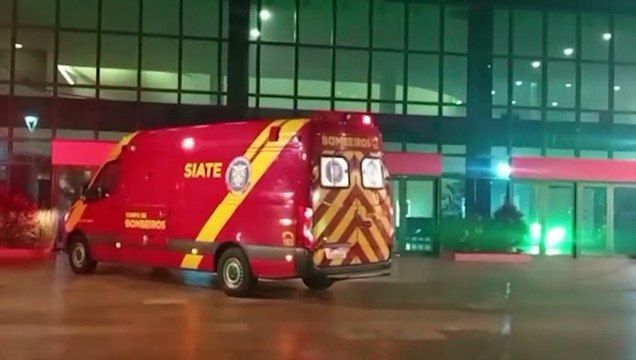 Mulher é socorrida pelo Siate após sofrer queda no Teatro Municipal