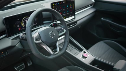 Der neue Volkswagen T-Roc - Hochwertiger Innenraum und „Best in Class“-Features