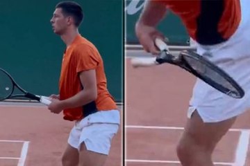 Marko Maric, el tenista ambidiestro que juega sin revés gracias a una raqueta con dos mangos