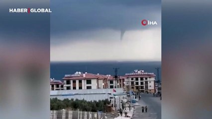 Akdeniz'de oluşan hortum görenleri tedirgin etti