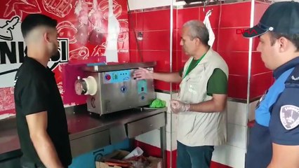 Kıyma makinesinde gizli düzenek! Bozuk etleri kıymaya karıştırmışlar