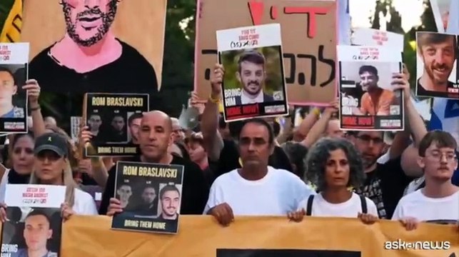Israele, in migliaia chiedono stop guerra e liberazione degli ostaggi