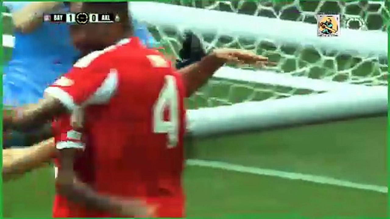 Just 10 Goals in 1st half by FC Bayern München...