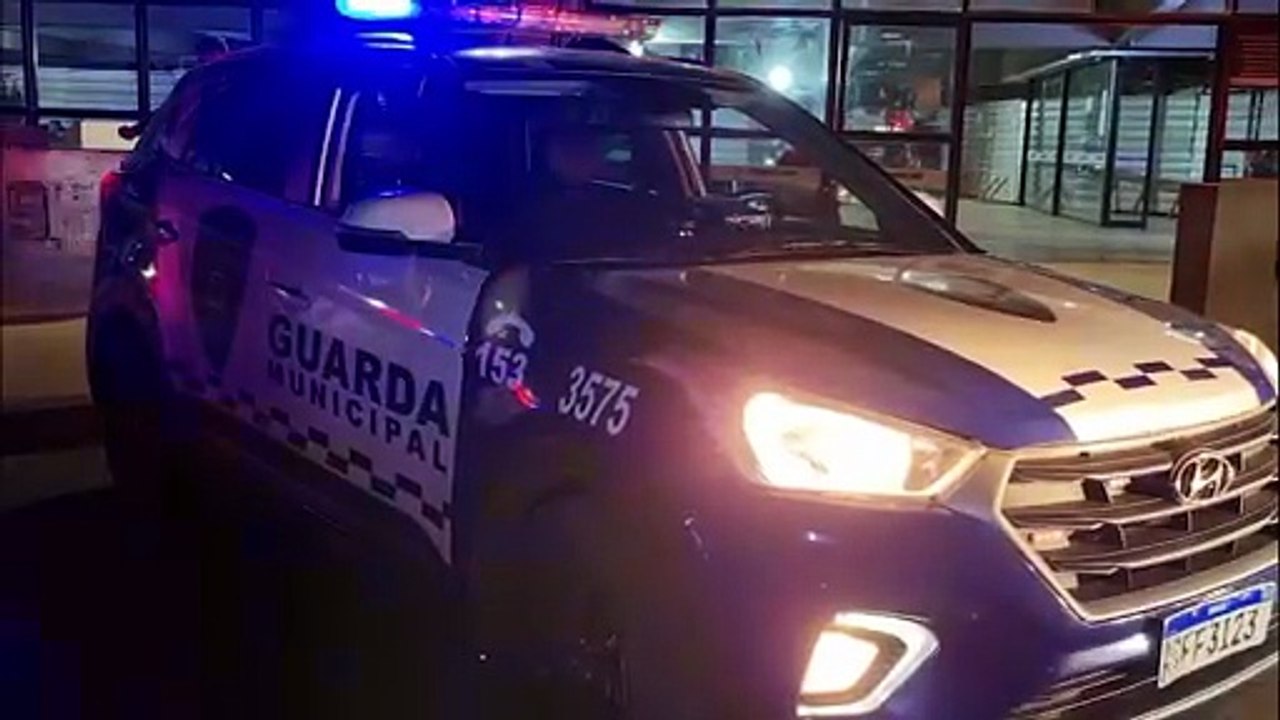 Briga entre andarilhos termina com homem ferido a tijoladas e agressor detido na rodoviária de Cascavel