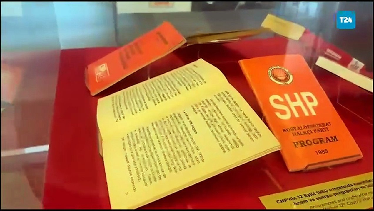 CHP Genel Merkezi önüne sandıklar kuruldu