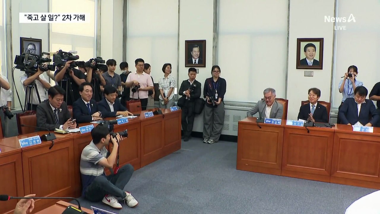 최강욱, 성비위 문제 제기에 “개돼지의 생각”