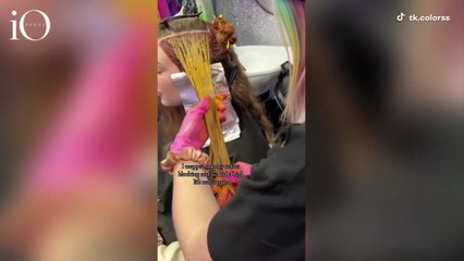 "Calico Hair", il trend capelli ispirato ai gatti tricolori che illumina le Feste