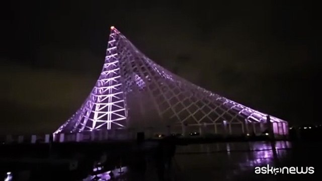 Giubileo, prove di illuminazione della Vela di Calatrava Tor Vergata