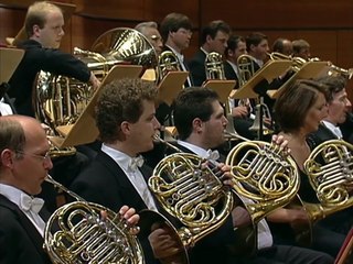 Gunter Wand y Orquesta NDR: Sinfonía n.º 7 de Bruckner [3.er movimiento] en directo, 1999