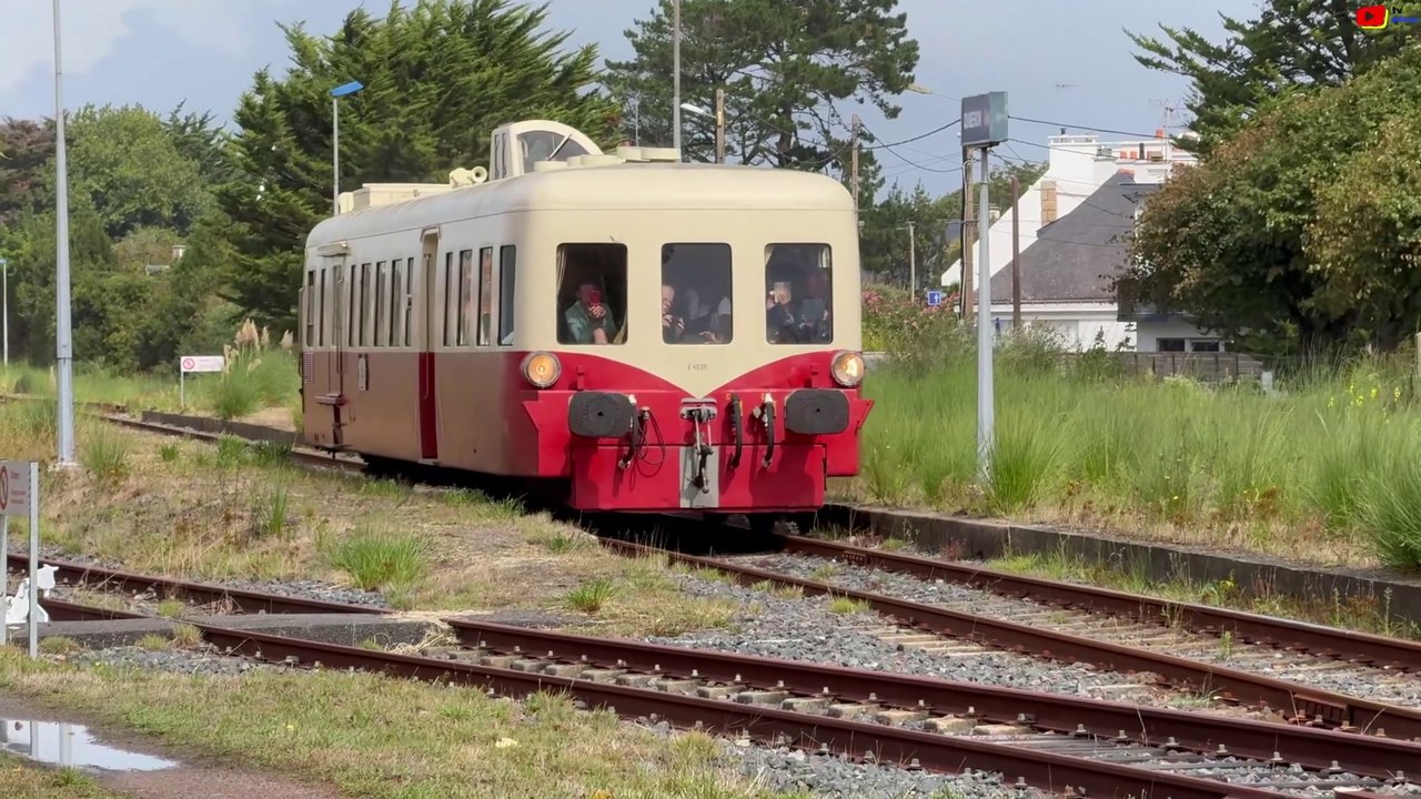 Quiberon  | Autorail Picasso, Train Vintage | TV Quiberon 24/7
