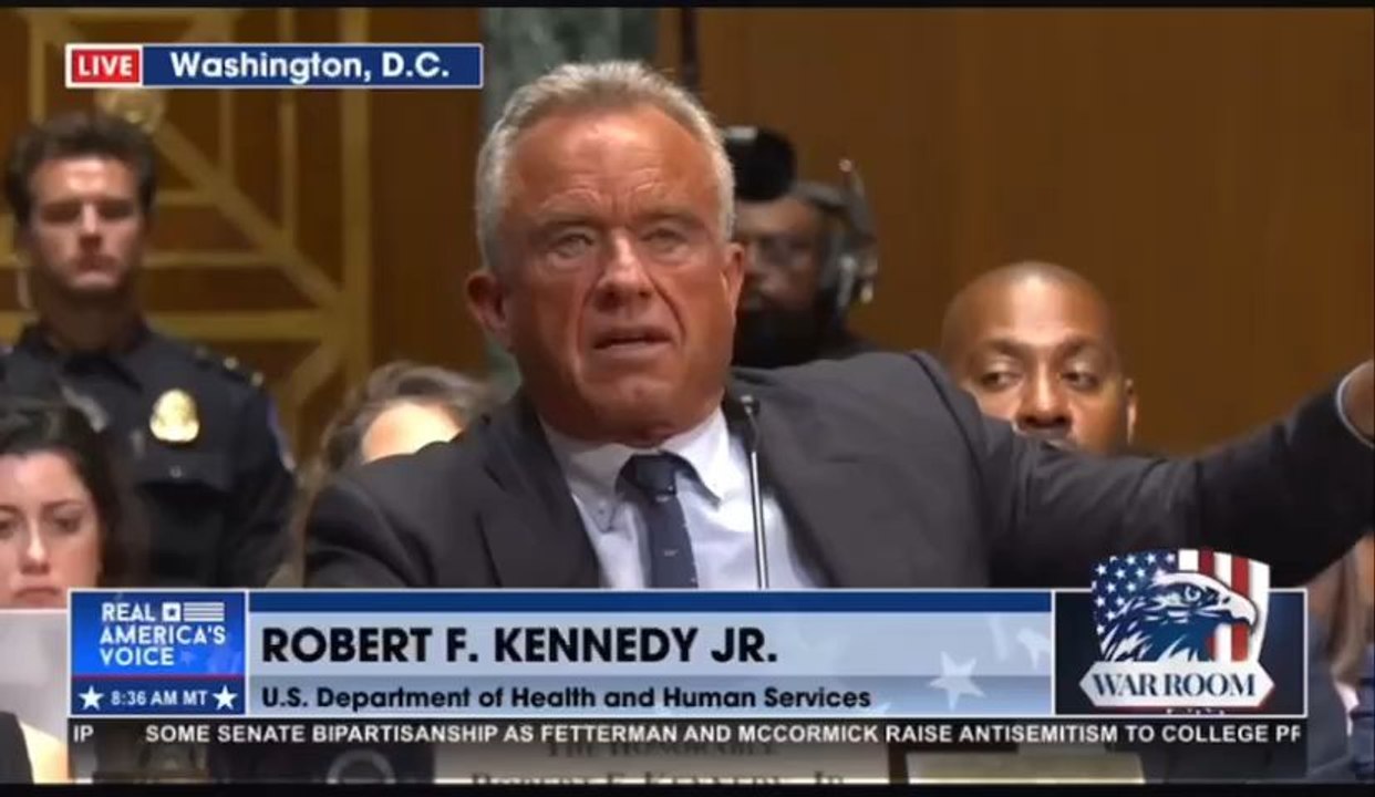 RFK Jr - Je mettrai mon sac postal contre ton sac postal n'importe quel jour de la semaine