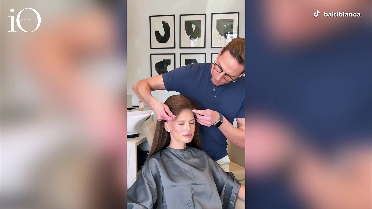 Bianca Balti sfoggia la nuova parrucca dopo la chemio