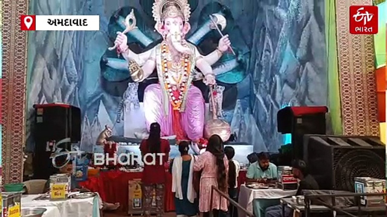 અમદાવાદ: કૈલાશ થીમ પર તૈયાર ઇકો-ફ્રેન્ડલી લંબોદર રાજા પંડાલ, મૂર્તિનું નથી કરવામાં આવતું વિસર્જન