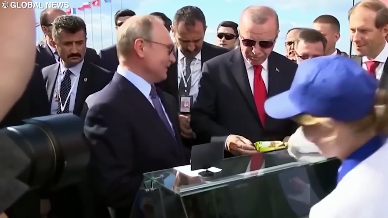 Donald Trump Reacts to Putin’s $10 Billion Mega Presidential Yacht