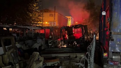 Bursa\'da karavanda çıkıp kamyona sıçrayan yangın söndürüldü