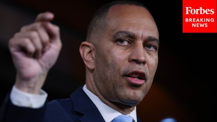 Hakeem Jeffries: Congressional Stock Trading Ban 'Is Clearly Something That Has To Happen'
