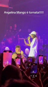 Angelina Mango è tornata: l'esibizione da brividi sul palco con Olly