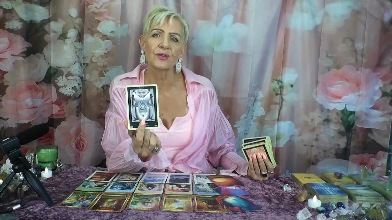 Daily Horoscope 6-09-2025 You Don't See Eye to Eye...Back Yourself Today!