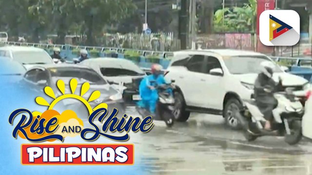 Ilang lugar sa Metro Manila, binaha bunsod ng walang tigil na ulan simula pa kaninang madaling araw; Ilang LGU, nagdeklara ng walang pasok | via Bernard Ferrer