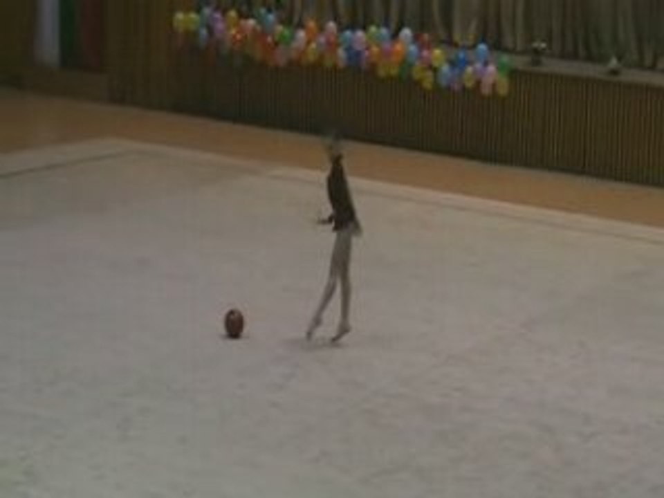 Simona Ivanova "Golden Hoop" 2008 Ball