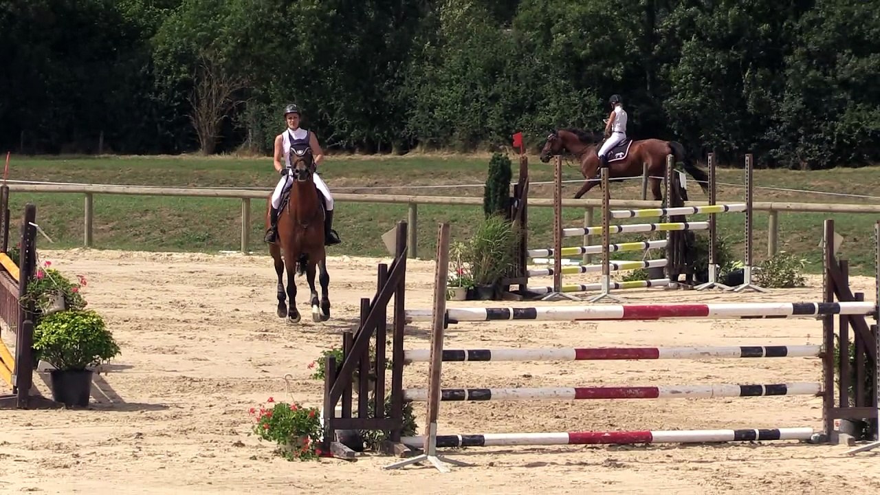 ILE BRAGARD 30-07-2017 Amateur 1 Grand Prix (1,20 m) 09