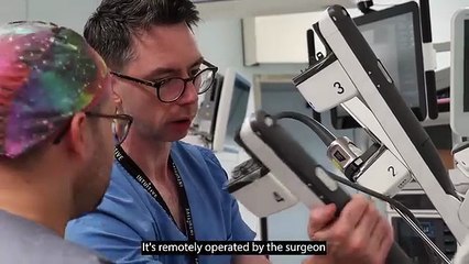 State-of-the-art surgical robot demonstrated in Ulster Hospital theatres