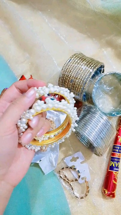 Suno Jana ! Chooriyan Leli Hain.... #foryou #asmreating #love #song #funny #romancing #sadedits