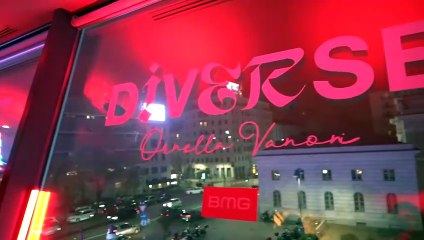 Ornella Vanoni reinventa i suoi successi: esce "Diverse", un mix di classico e moderno