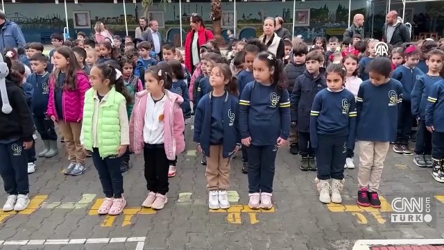 Bakan Tekin'den okullarda 'zorunlu bağış' tartışması ve kıyafet açıklaması