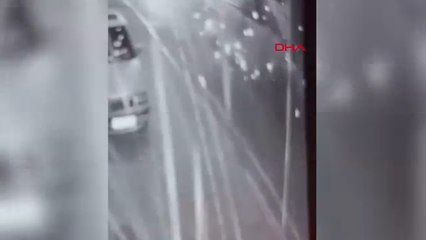 El yapımı patlayıcıyı sokakta patlatıp kaçtı