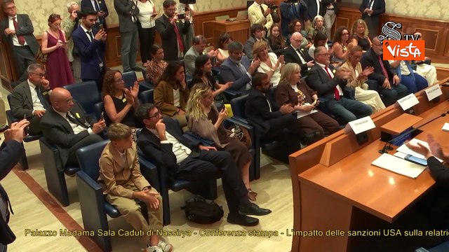 Francesca Albanese (Relatrice Onu): Foto con esponenti Hamas? Avrò colpe, ma parliamo di genocidio