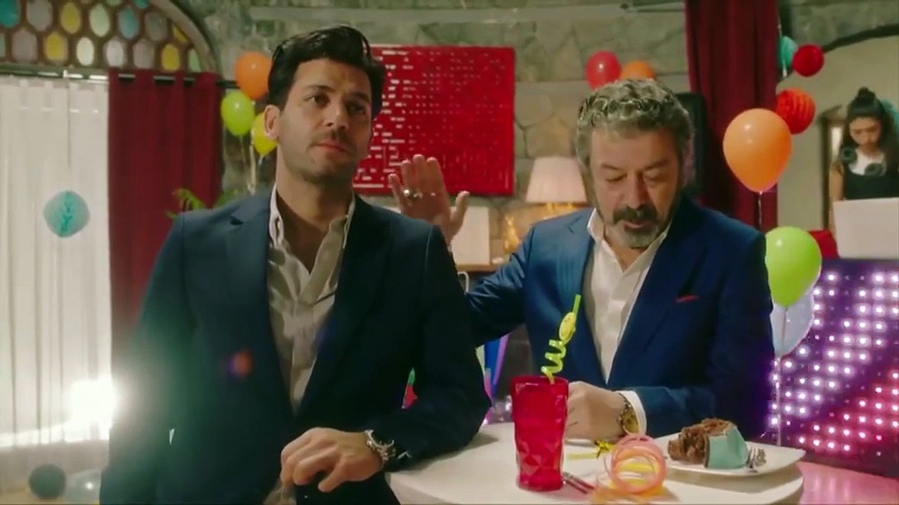 مسلسل الحديقة السرية الحلقة 18 والاخيرة مدبلج