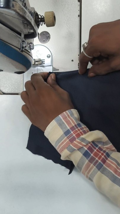 Formal pant side pocket stitching