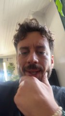 J’ai tourné ça avec une lumière pourrie… et c’était le bon moment.