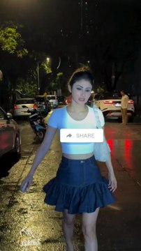 Bollywood Actress Mouni Roy Just Walking Around in Bandra Mumbai 🔥❤️🥰 #mouniroy #bollywood #actresses #actressreels