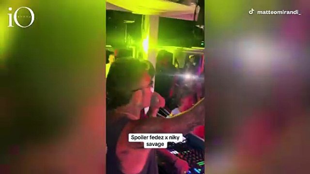 Fedez, un'altra stoccata a Chiara Ferragni nel nuovo singolo: «Panettone, ma non è Balocco»