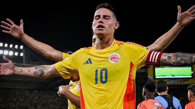 James Rodriguez bids farewell to the Metropolitano de Barranquilla in what was his last qualifying match