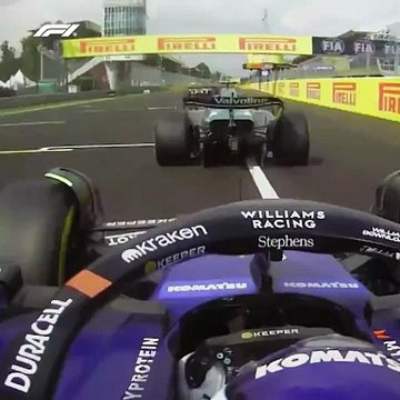 Franco Colapinto no muestra nervios en su debut con estos adelantamientos en Monza