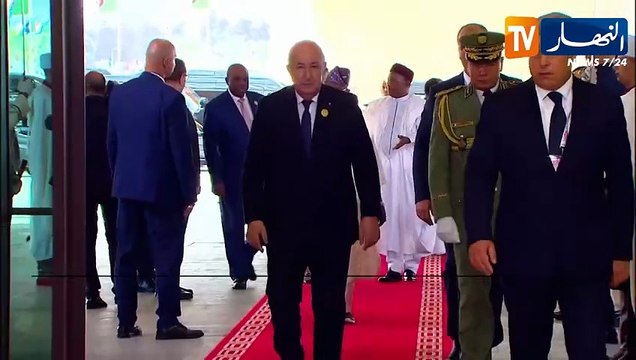 الجزائر مع فلسطين.. فلسطينيون يشيدون بمواقف الجزائر نصرة للقضية الفلسطينية